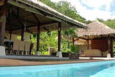 هتل Koyao Island Resort