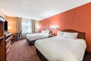בית מלון כפרי Lake Norman Inn And Suites