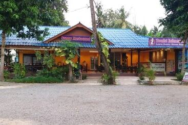 هتل Lanta Sunny House
