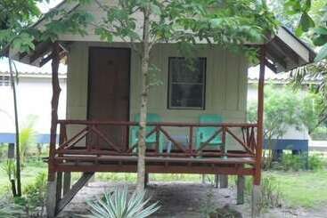 هتل Lanta Sunny House