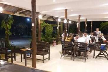 هتل Lanta Sunny House