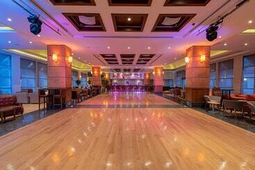 هتل Lykia World Antalya   All Inclusive