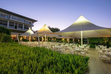 هتل Lykia World Antalya   All Inclusive