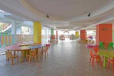 هتل Lykia World Antalya   All Inclusive