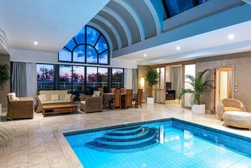 هتل Lykia World Antalya   All Inclusive