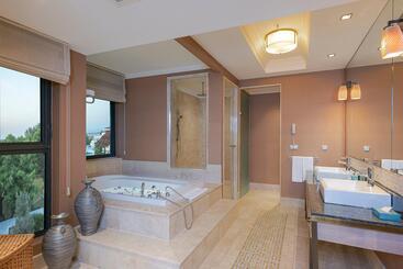 هتل Lykia World Antalya   All Inclusive