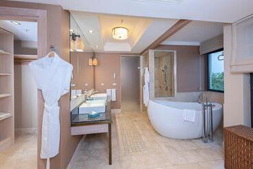 هتل Lykia World Antalya   All Inclusive