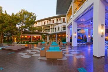 هتل Lykia World Antalya   All Inclusive