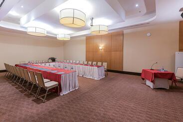 هتل Lykia World Antalya   All Inclusive