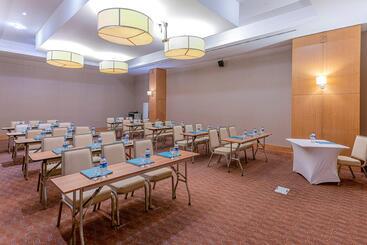 هتل Lykia World Antalya   All Inclusive