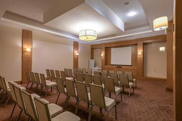 هتل Lykia World Antalya   All Inclusive