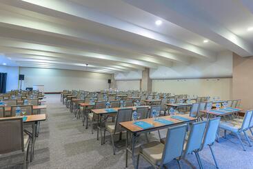 هتل Lykia World Antalya   All Inclusive
