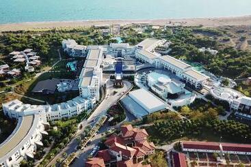 هتل Lykia World Antalya   All Inclusive