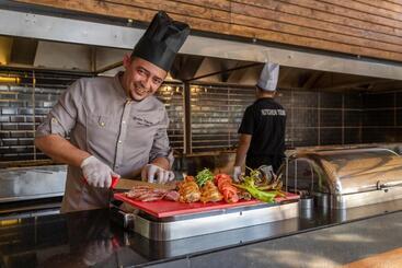 هتل Martı Myra   Ultra All Inclusive