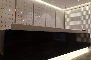 Orange Hotel Select Ningbo Railway Station Yuehu