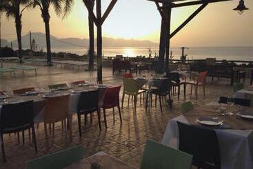 هتل Petruso Resort