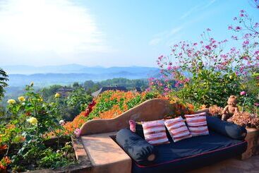 فندق Phu Chaisai Chiang Rai Mountain Resort