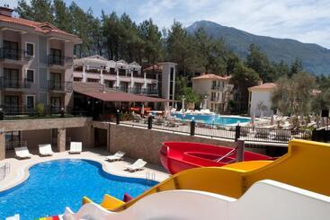 Pine Valley Hotel Oludeniz