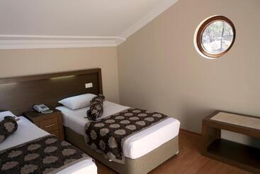 Pine Valley Hotel Oludeniz
