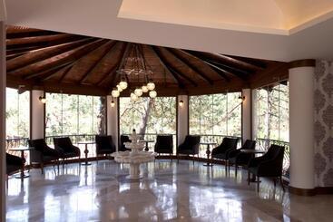Pine Valley Hotel Oludeniz