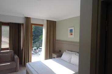 Pine Valley Hotel Oludeniz