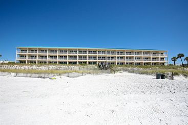 هتل Resortquest Rentals At Crystal Sands East & West