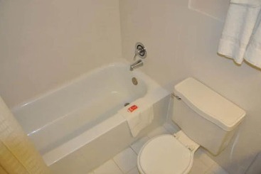 هتل Airport Inn Flint