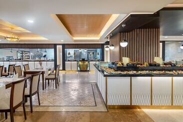 هتل Sentido Kamelya Selin Luxury Resort & Spa