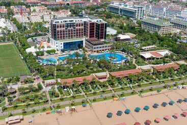 هتل Sentido Kamelya Selin Luxury Resort & Spa