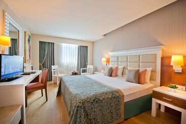 هتل Sentido Kamelya Selin Luxury Resort & Spa