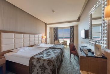 هتل Sentido Kamelya Selin Luxury Resort & Spa