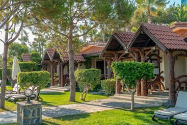 هتل Sentido Kamelya Selin Luxury Resort & Spa
