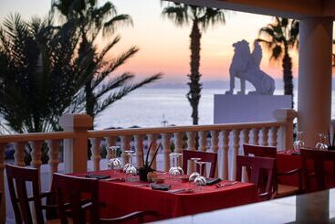 هتل Sentido Kamelya Selin Luxury Resort & Spa