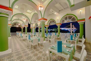 هتل Sentido Kamelya Selin Luxury Resort & Spa