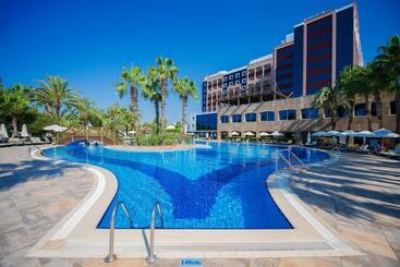 هتل Sentido Kamelya Selin Luxury Resort & Spa