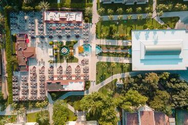 هتل Sentido Kamelya Selin Luxury Resort & Spa