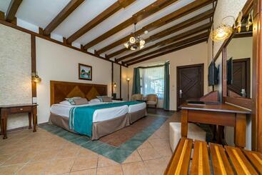 هتل Sentido Kamelya Selin Luxury Resort & Spa