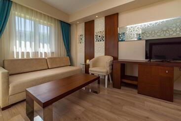 هتل Sentido Kamelya Selin Luxury Resort & Spa
