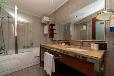 هتل Sentido Kamelya Selin Luxury Resort & Spa