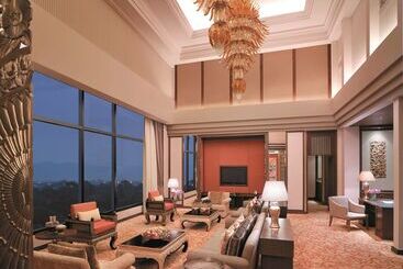 هتل Shangrila Chiang Mai