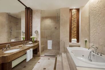 هتل Shangrila Chiang Mai