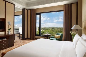 هتل Shangrila Chiang Mai