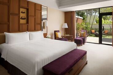 هتل Shangrila Chiang Mai