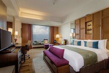 هتل Shangrila Chiang Mai