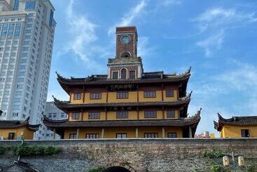 هتل Shangri La Ningbo   The Three Rivers Intersection
