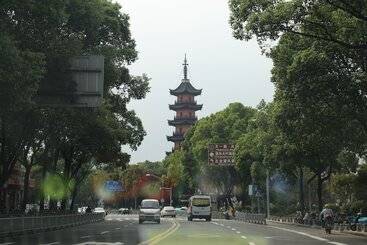 هتل Shangri La Ningbo   The Three Rivers Intersection