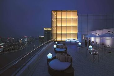هتل Shangri La Ningbo   The Three Rivers Intersection