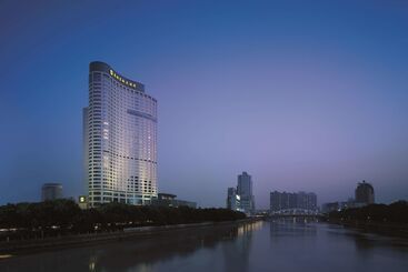 هتل Shangri La Ningbo   The Three Rivers Intersection