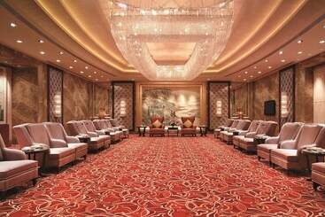 هتل Shangri La Ningbo   The Three Rivers Intersection