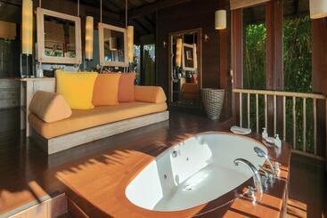 هتل Six Senses Yao Noi